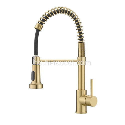 3-rami m Brass kitchen dillali tare da sauke-saukar sprayer